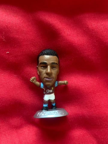 Noberto Solano Aston Villa Corinthian Microstars Figure